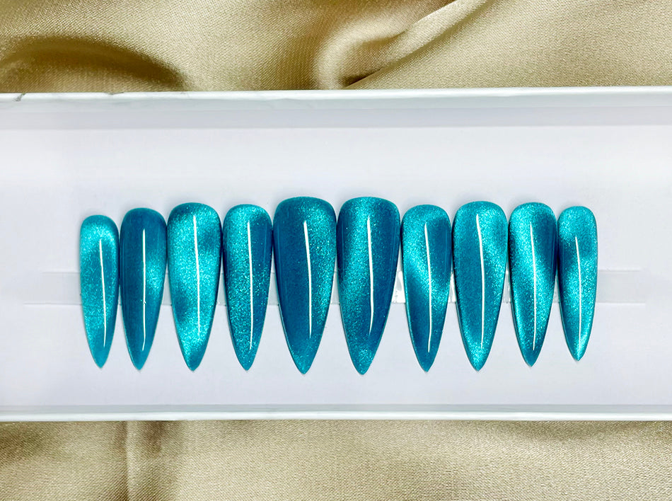 Teal Cat Eye