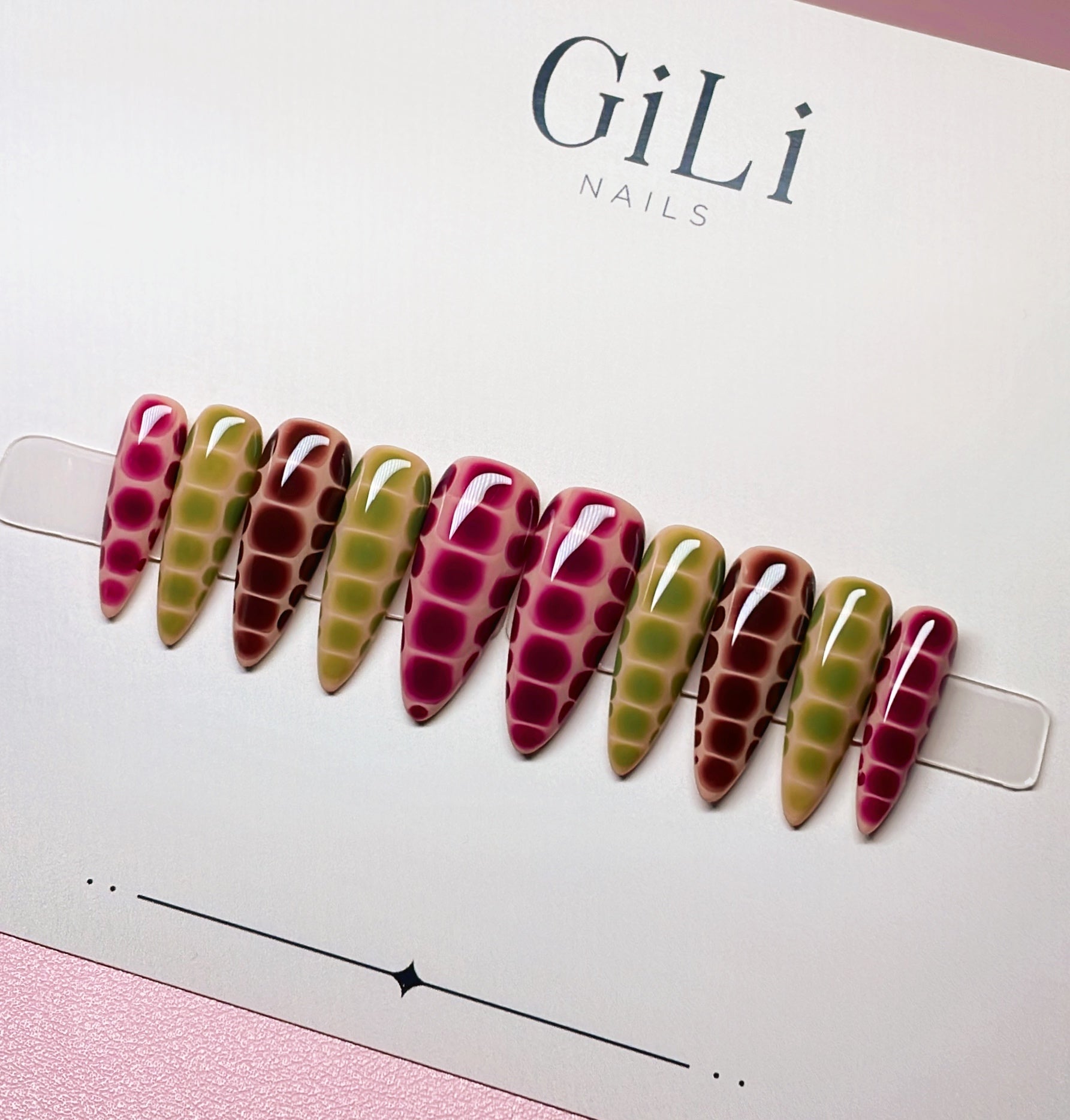 殘影Gili flowers – GiLi Nails